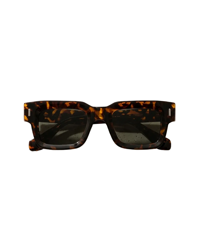 Yacht Club Leopard